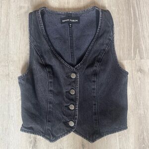 Aritzia Denim Forum The 90s Mia Denim Vest